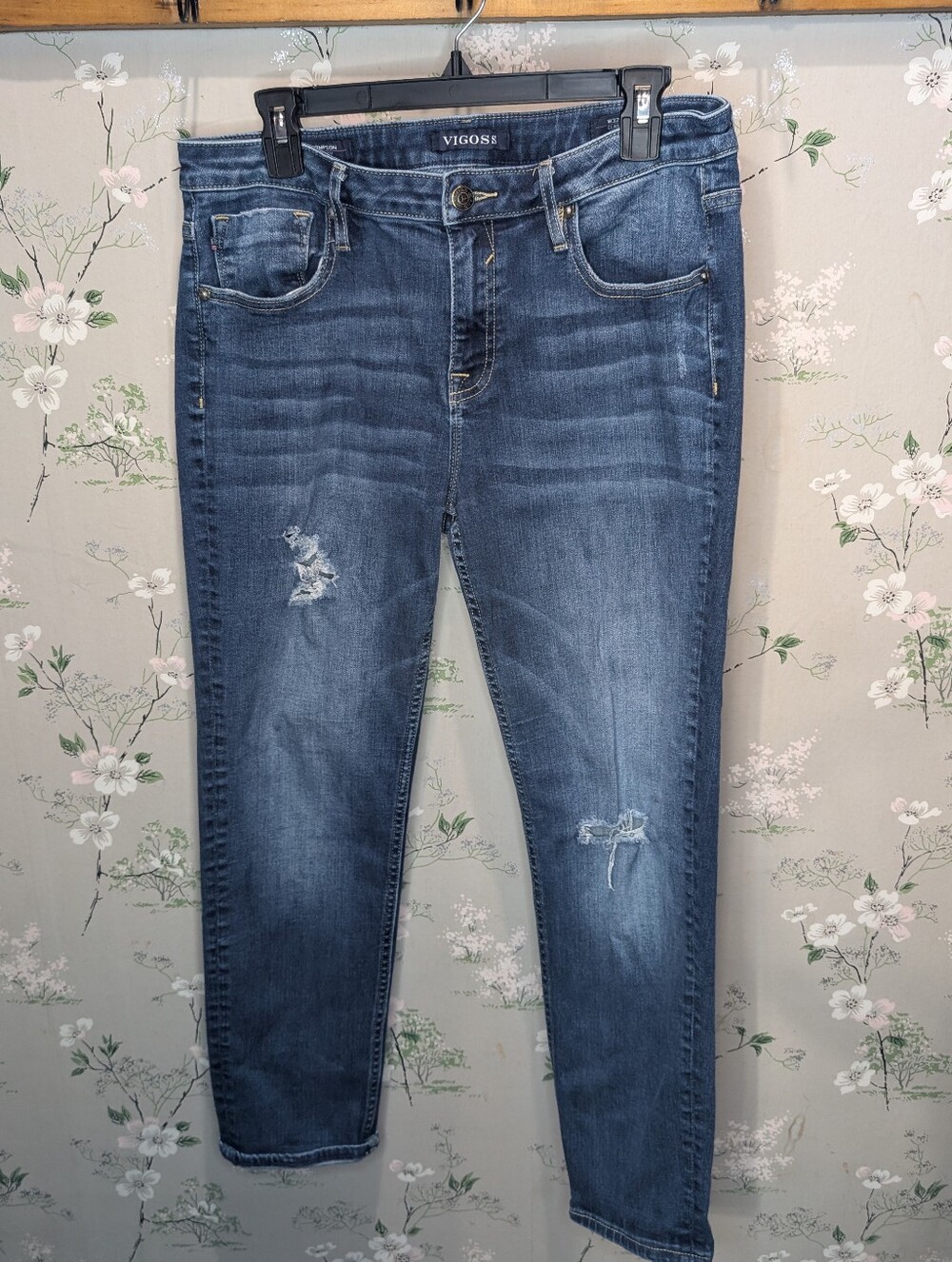 Vigoss Classic Fit Jeans. W: 16.5-17.5, R: 10, I: 26